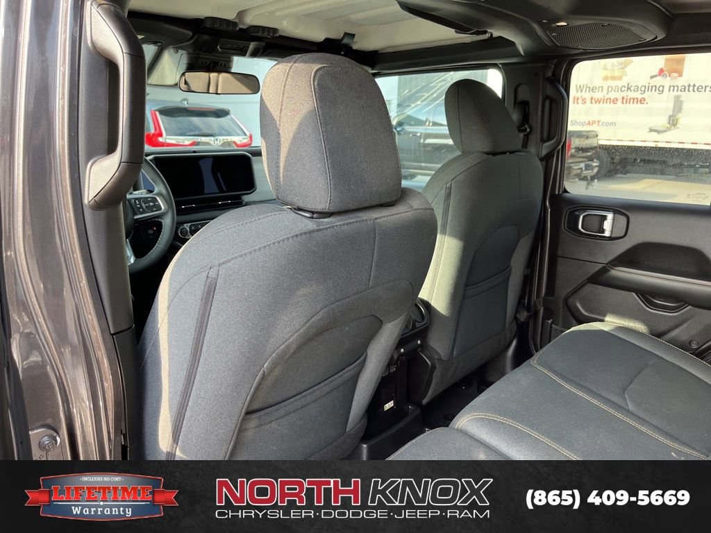 Used 2025 Jeep Wrangler Sahara 4xe w/ Safety Group image 7