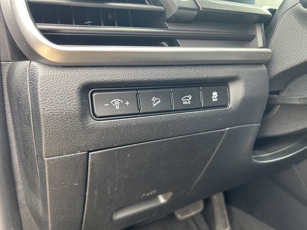 Used 2025 Kia Telluride S AWD/4WD image 17