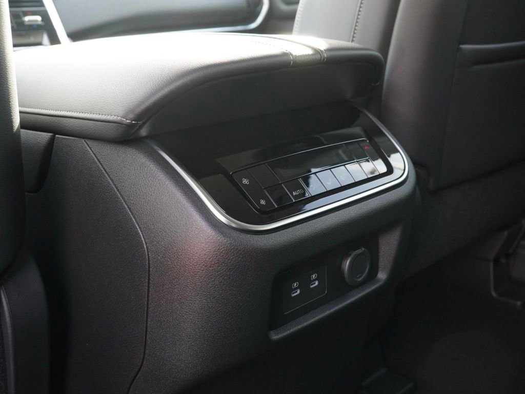 New 2026 Nissan Armada SV image 18