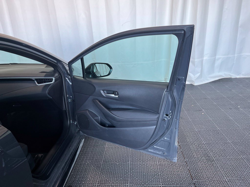 Used 2026 Toyota Corolla SE FWD image 19