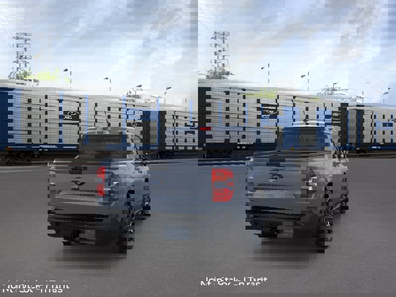 New 2026 Ford Maverick Lariat image 8