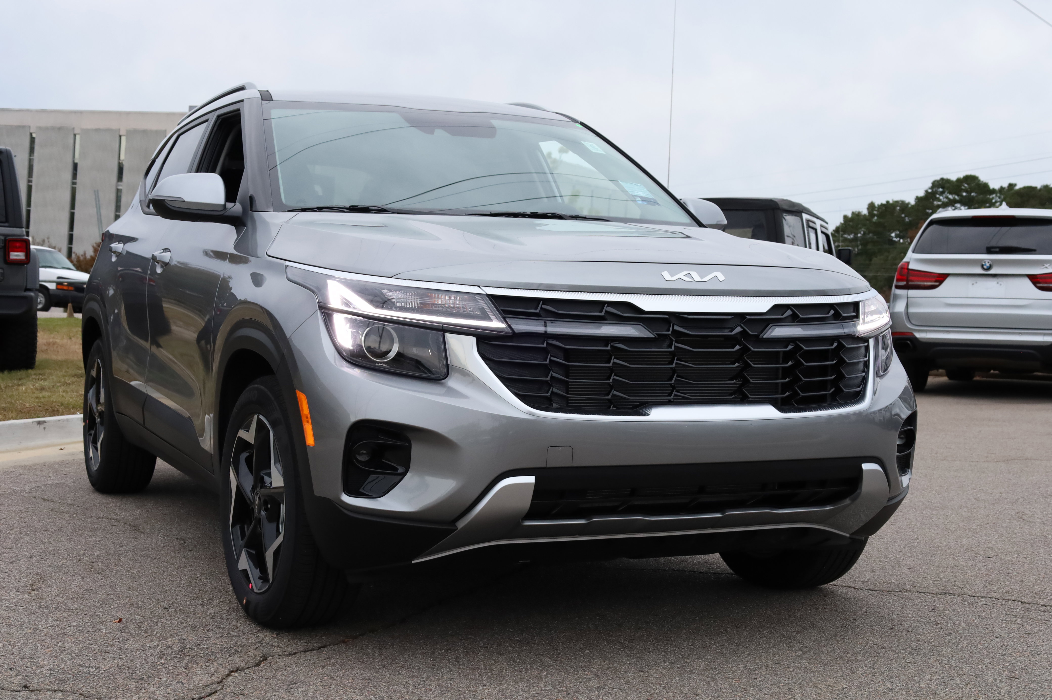 New 2026 Kia Seltos S image 7