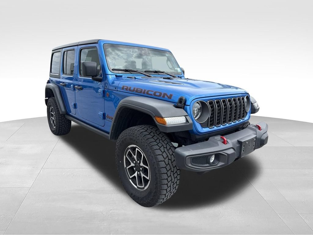 Used 2025 Jeep Wrangler Unlimited Rubicon AWD/4WD image 3