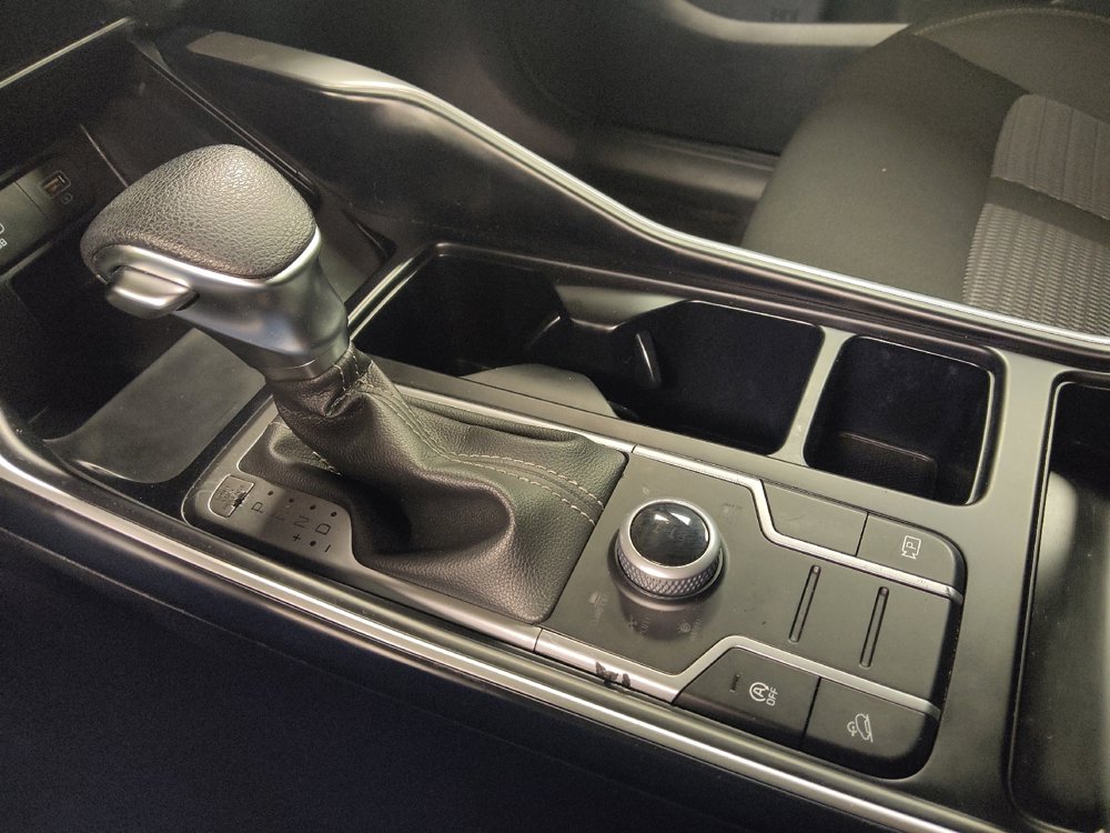 Used 2022 Kia Sorento LX image 26