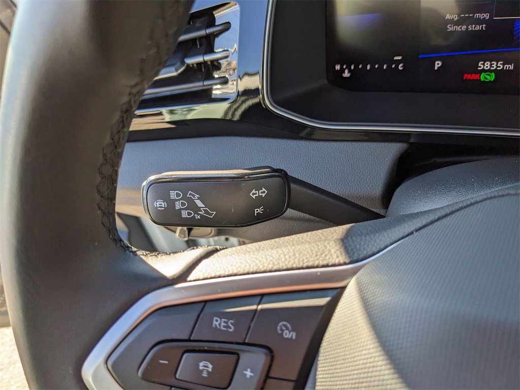 Used 2025 Volkswagen Jetta S image 27