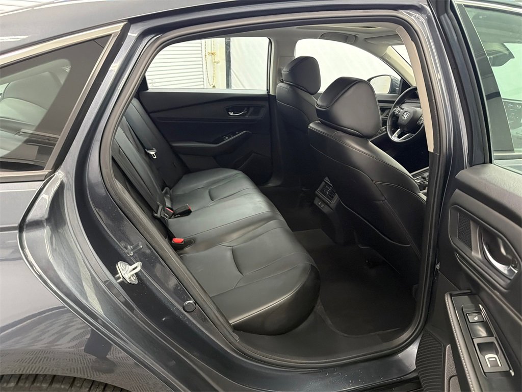 Used 2023 Honda Accord Touring image 17