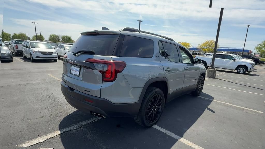 Used 2023 GMC Acadia SLT w/ Elevation Edition AWD/4WD image 8