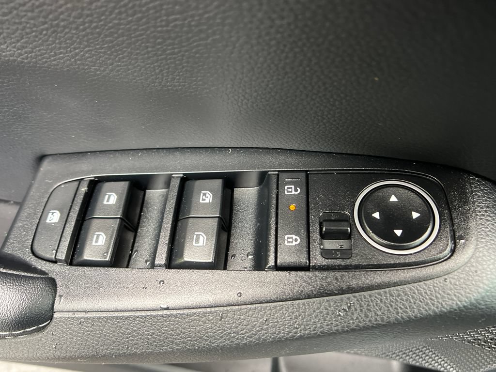 Used 2024 Kia Seltos EX AWD/4WD image 11