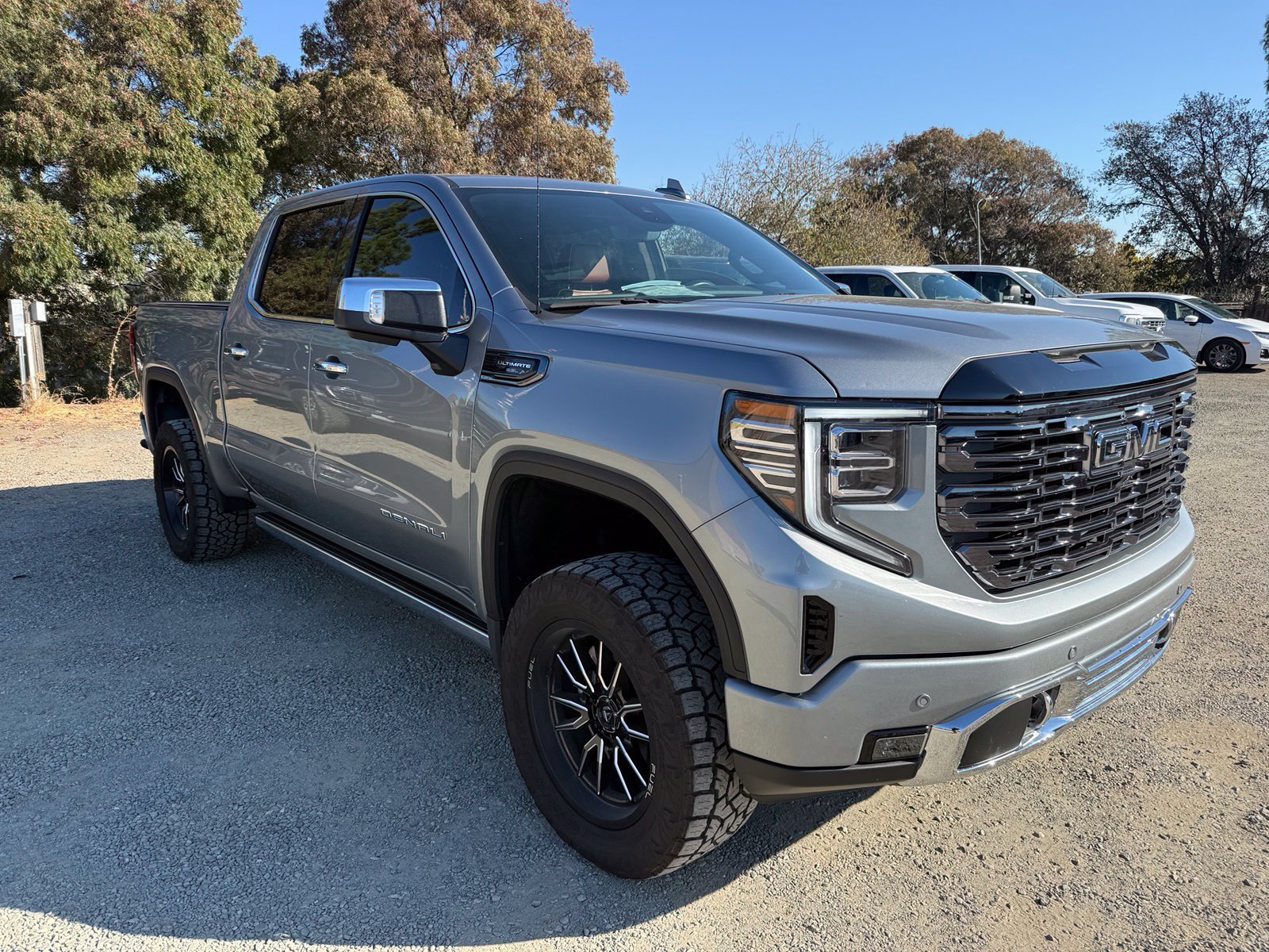 Used 2025 GMC Sierra 1500 Denali Ultimate AWD/4WD image 1