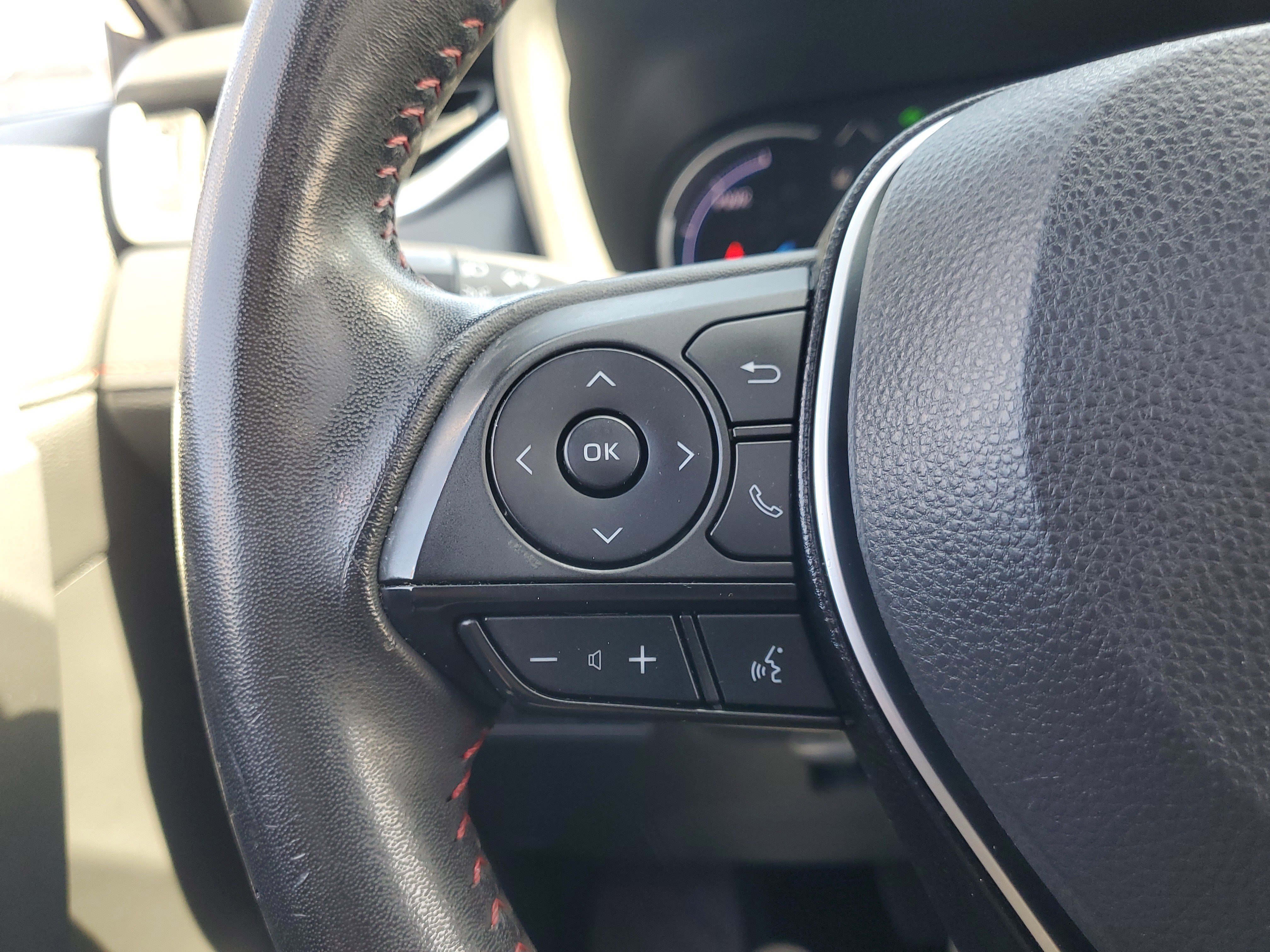 Used 2022 Toyota RAV4 XSE AWD/4WD image 23