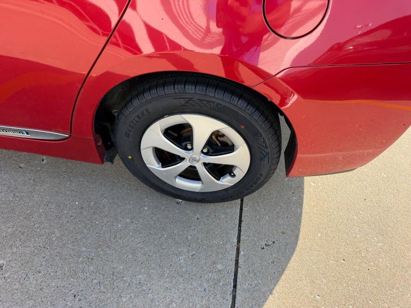 Used 2013 Toyota Prius Three FWD image 5