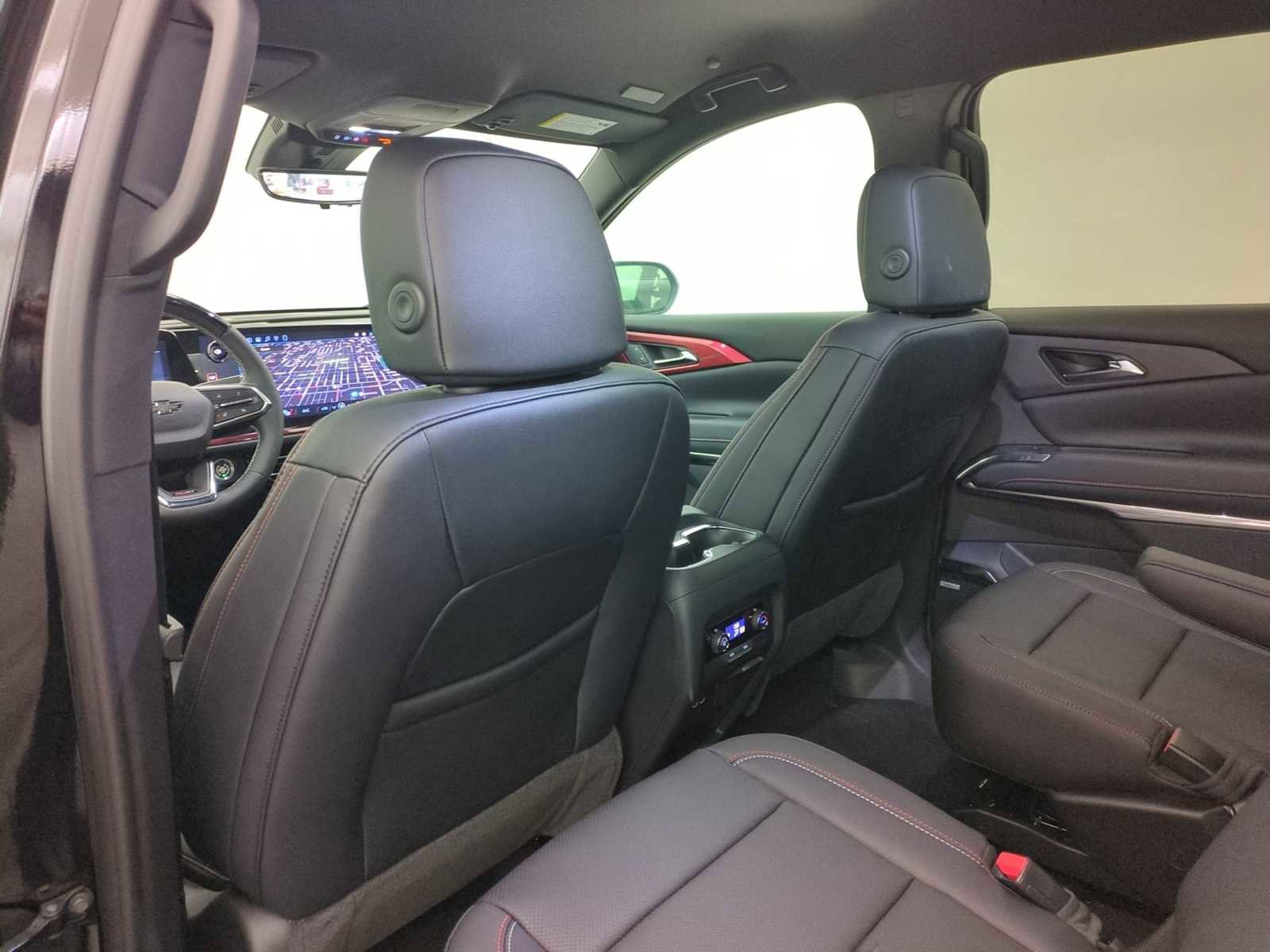 New 2026 Chevrolet Traverse Z71 w/ Enhanced Driving Package image 16