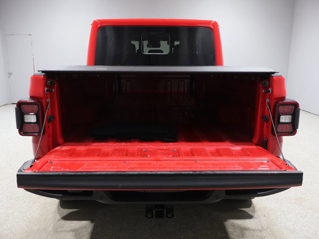 Used 2022 Jeep Gladiator Overland w/ Popular Equipment Package image 4