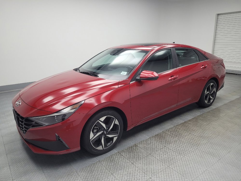 Used 2022 Hyundai Elantra SEL w/ Convenience + Premium Package image 2