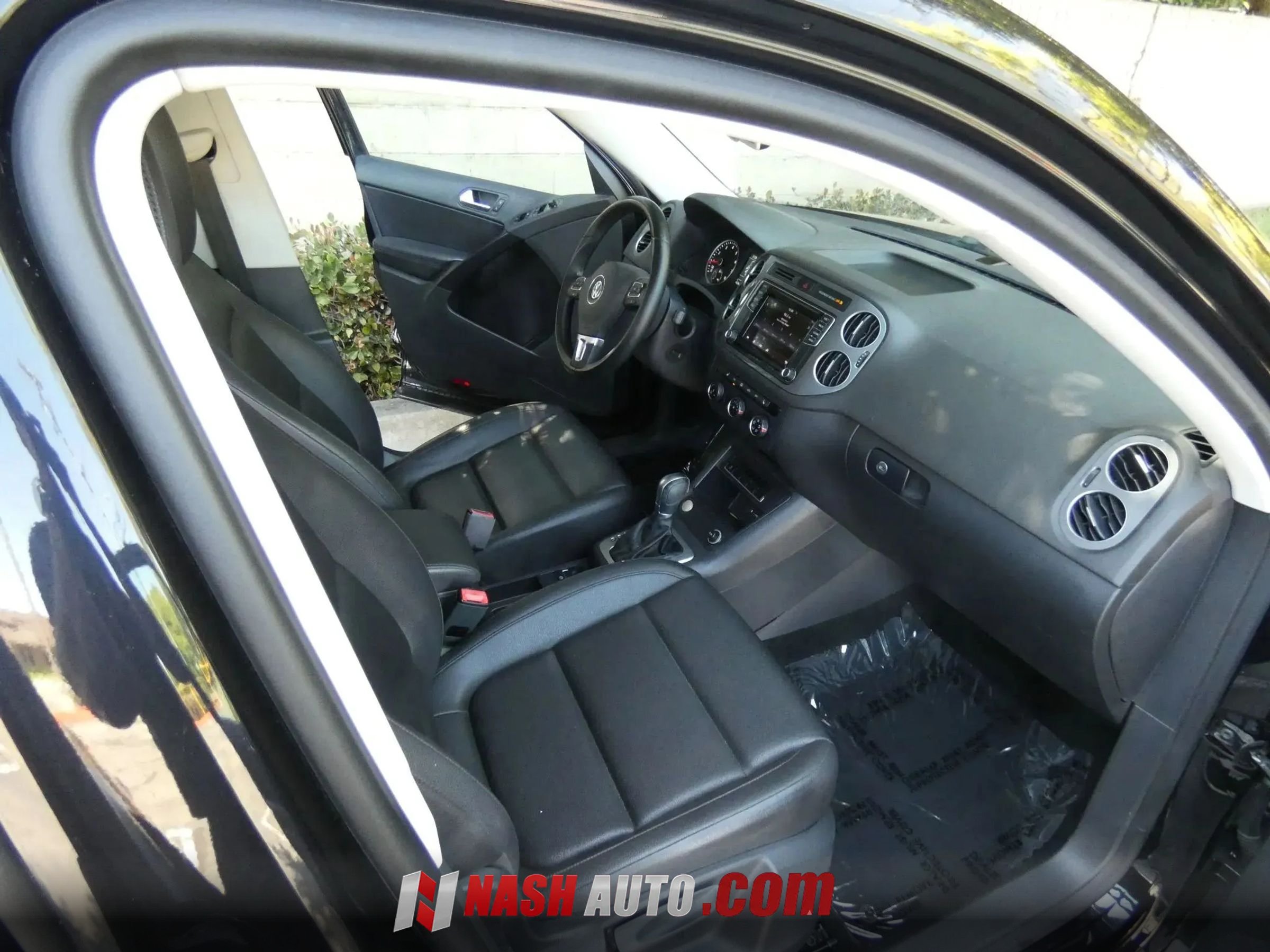 Used 2017 Volkswagen Tiguan S AWD/4WD image 26