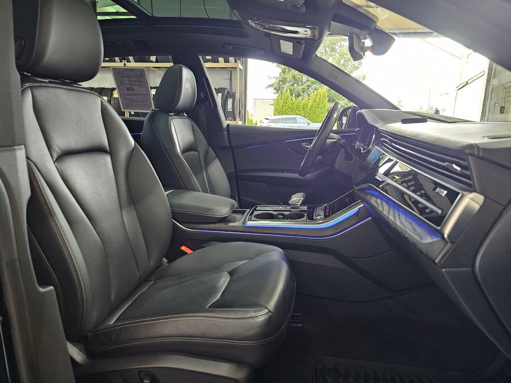 Used 2021 Audi Q8 Prestige AWD/4WD image 33