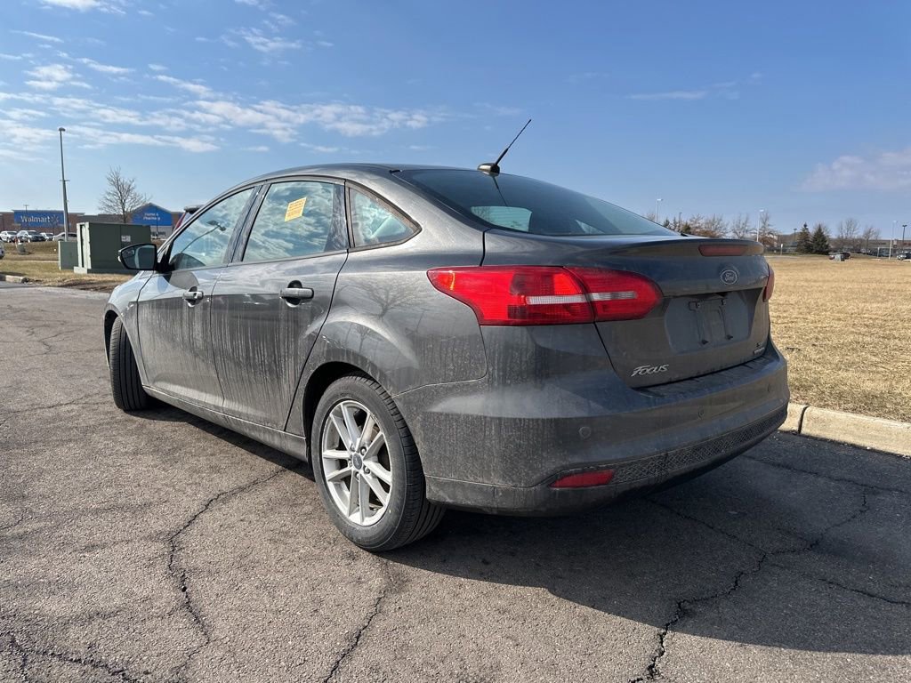 Used 2016 Ford Focus SE w/ Reverse Sensing Package image 7