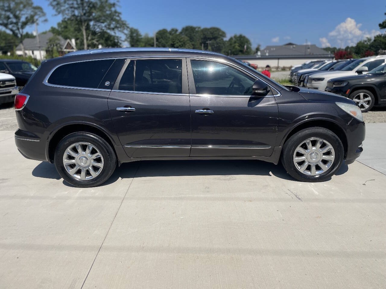 Used 2015 Buick Enclave Leather w/ Trailering Package FWD image 11