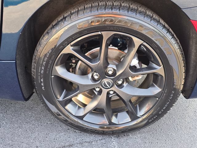 Used 2025 Chrysler Pacifica Limited FWD image 15