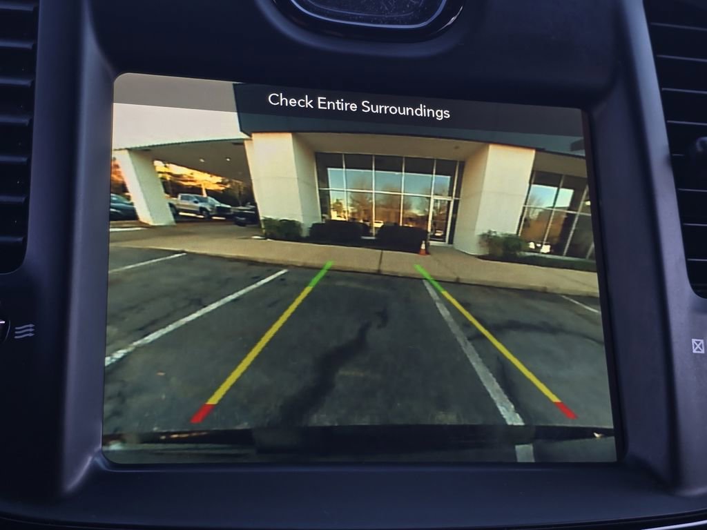 Used 2019 Chrysler 300 S w/ S Model Appearance Package image 17