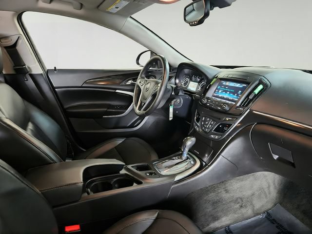 Used 2016 Buick Regal FWD image 23