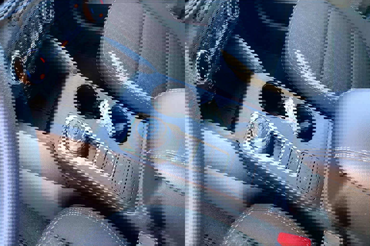 Certified 2025 Ford Escape Active image 16