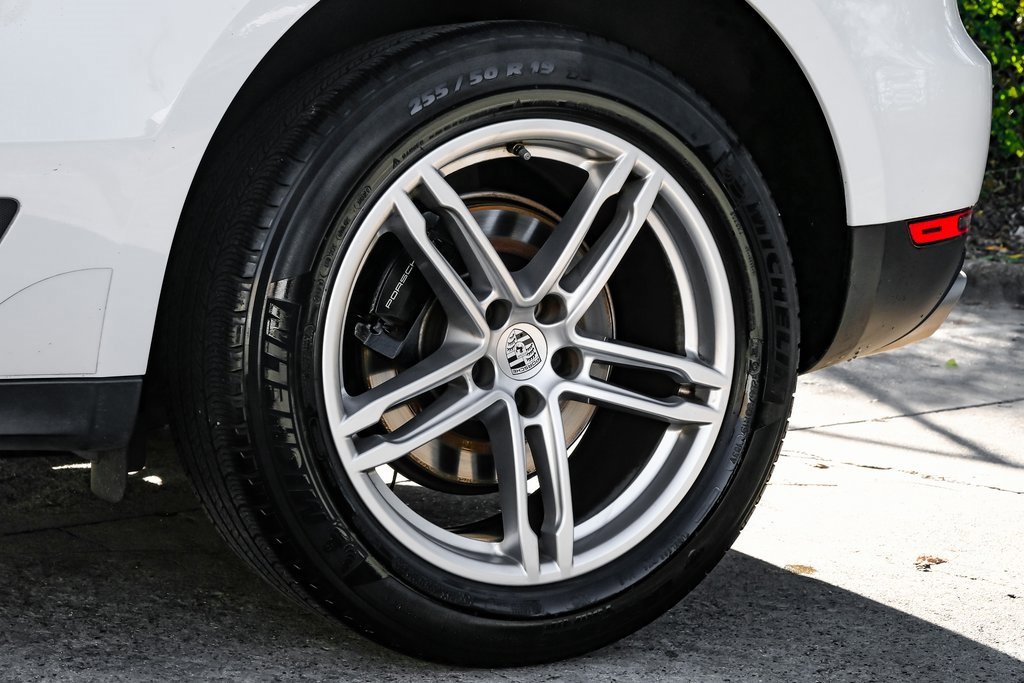 Used 2021 Porsche Macan image 59