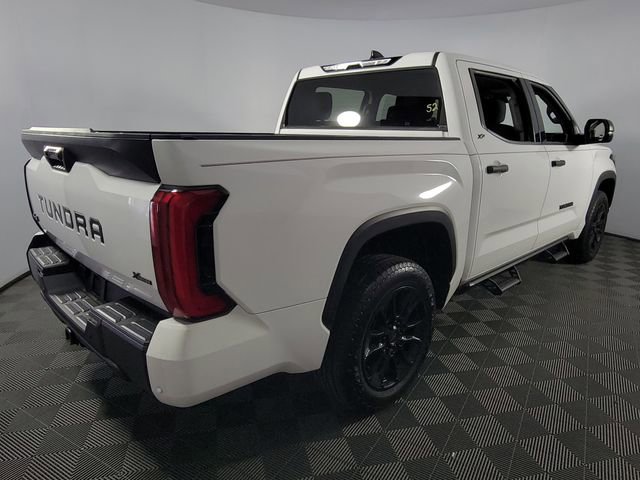 Used 2022 Toyota Tundra SR5 w/ SR5 Convenience Package AWD/4WD image 8