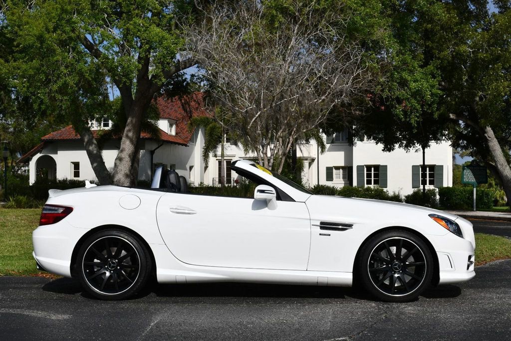 Used 2015 Mercedes-Benz SLK 350 image 45