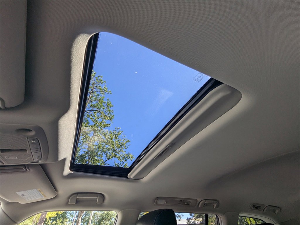 Used 2023 Nissan Armada Platinum w/ Cargo Package image 20