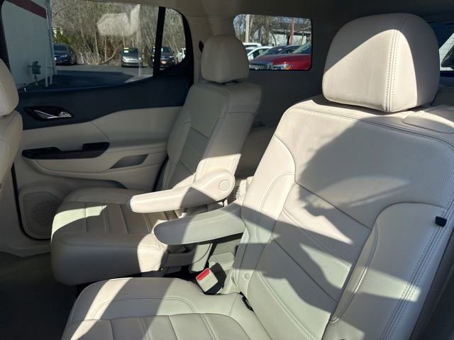 Used 2023 GMC Acadia Denali image 14