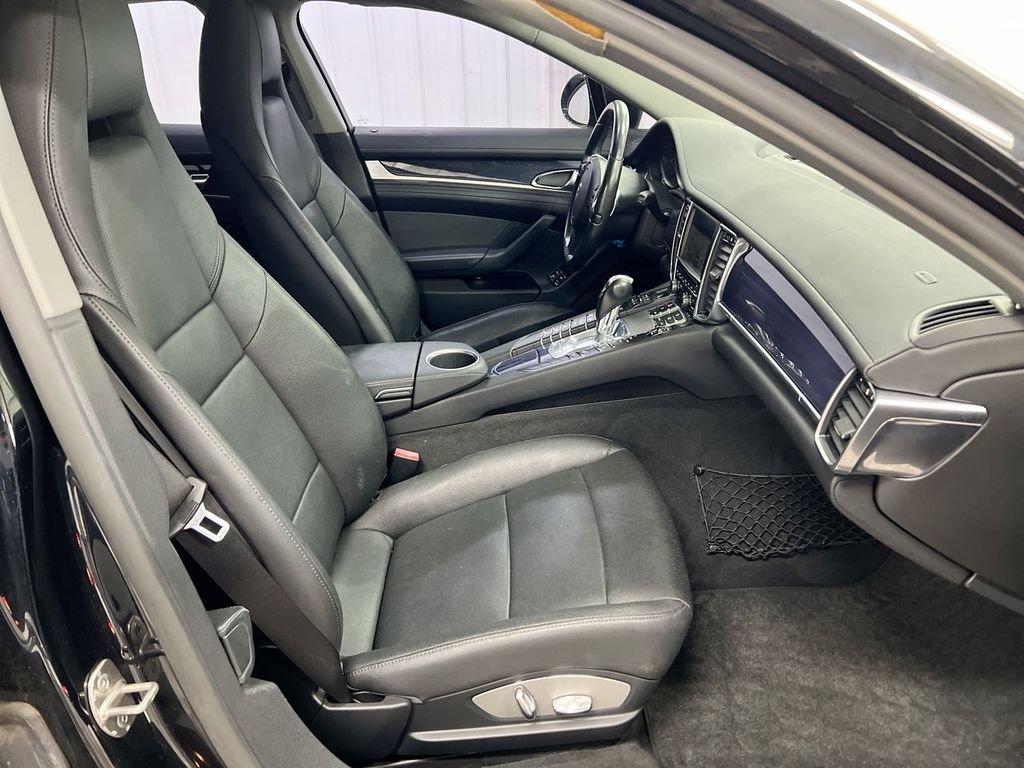 Used 2011 Porsche Panamera 4 AWD/4WD image 22