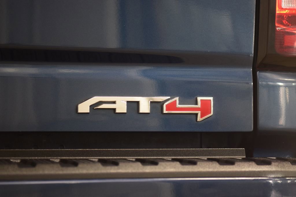 Used 2022 GMC Sierra 3500 AT4 w/ AT4 Preferred Package image 24