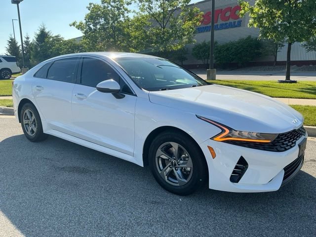 Used 2023 Kia K5 LXS FWD image 2