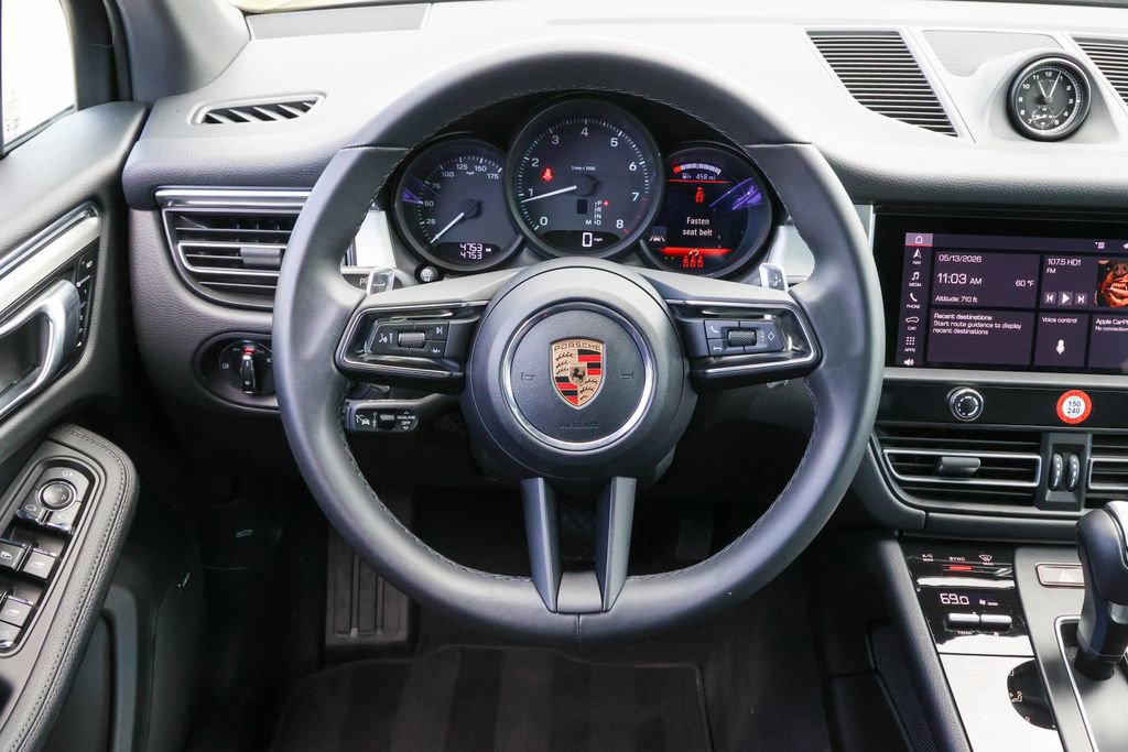 Certified 2026 Porsche Macan AWD/4WD image 27