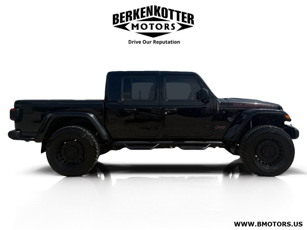 Used 2022 Jeep Gladiator Rubicon w/ LED Lighting Group AWD/4WD image 2