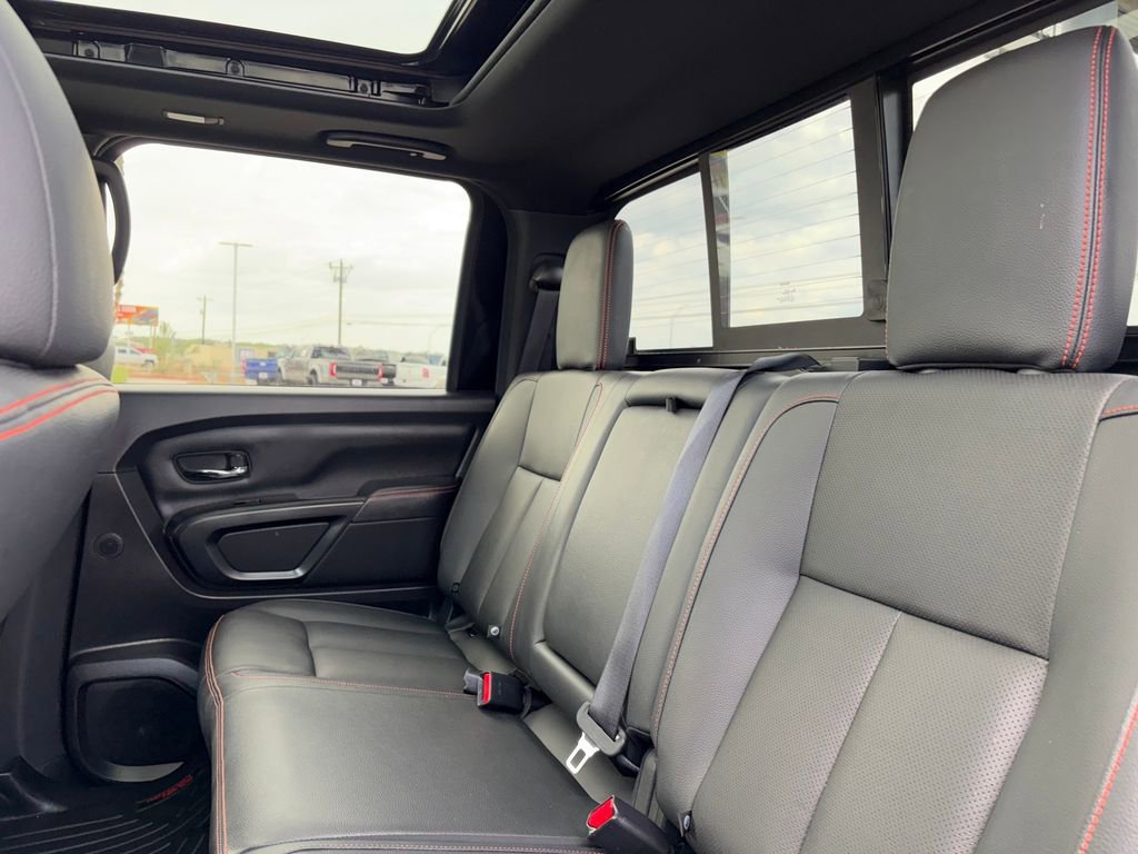 Used 2024 Nissan Titan PRO-4X w/ Pro-4x Convenience Package image 28