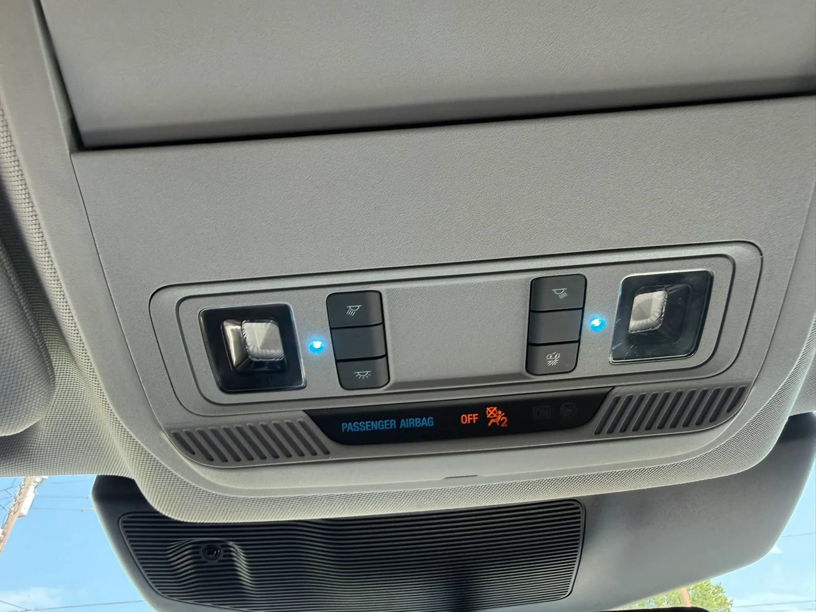 Used 2021 Ford Explorer XLT w/ Equipment Group 202A RWD image 28