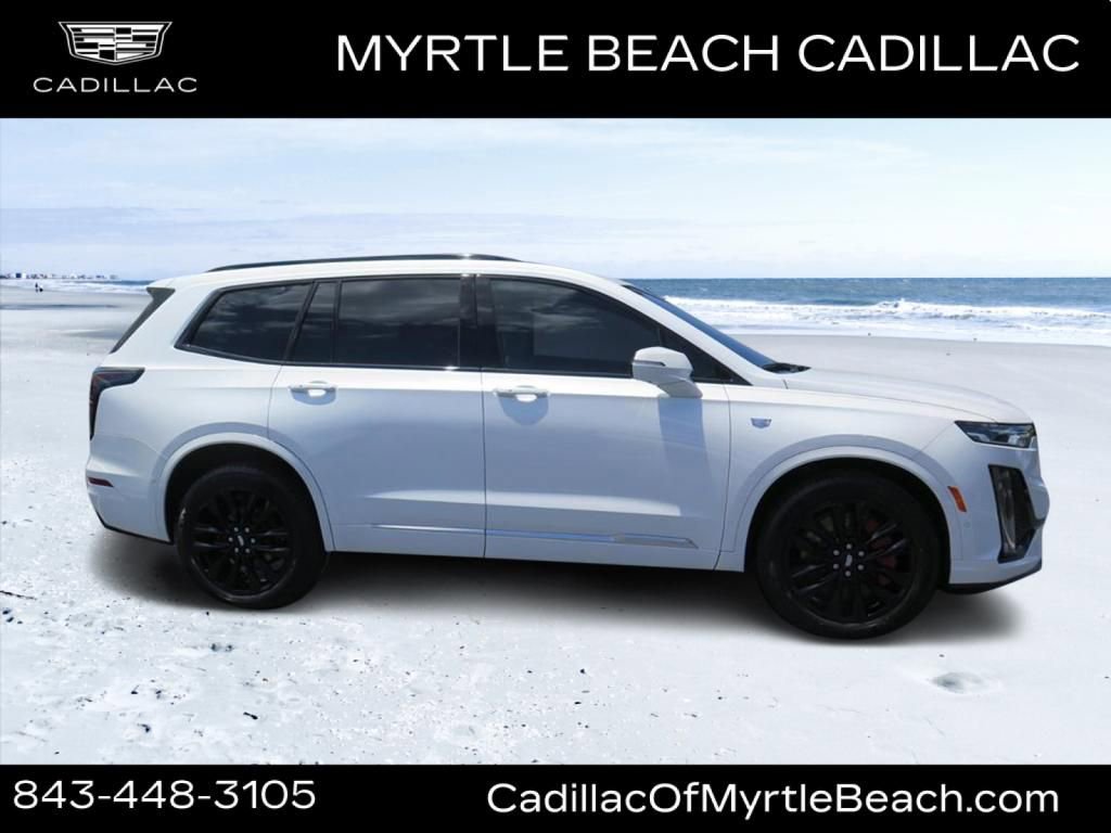 Used 2025 Cadillac XT6 Sport w/ Technology Package AWD/4WD image 2