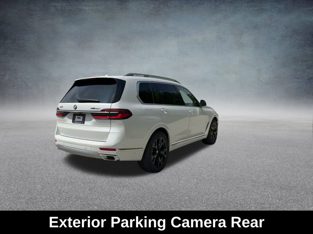 Used 2025 BMW X7 xDrive40i image 25