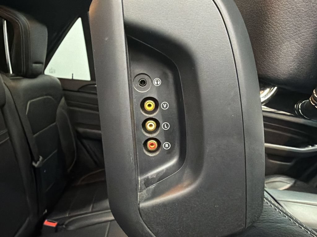 Used 2013 Mercedes-Benz ML 550 4MATIC image 34