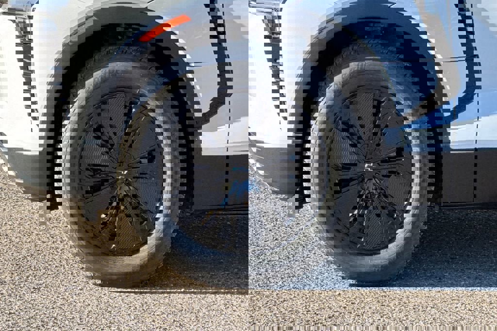 New 2026 Chevrolet Blazer EV LT image 25