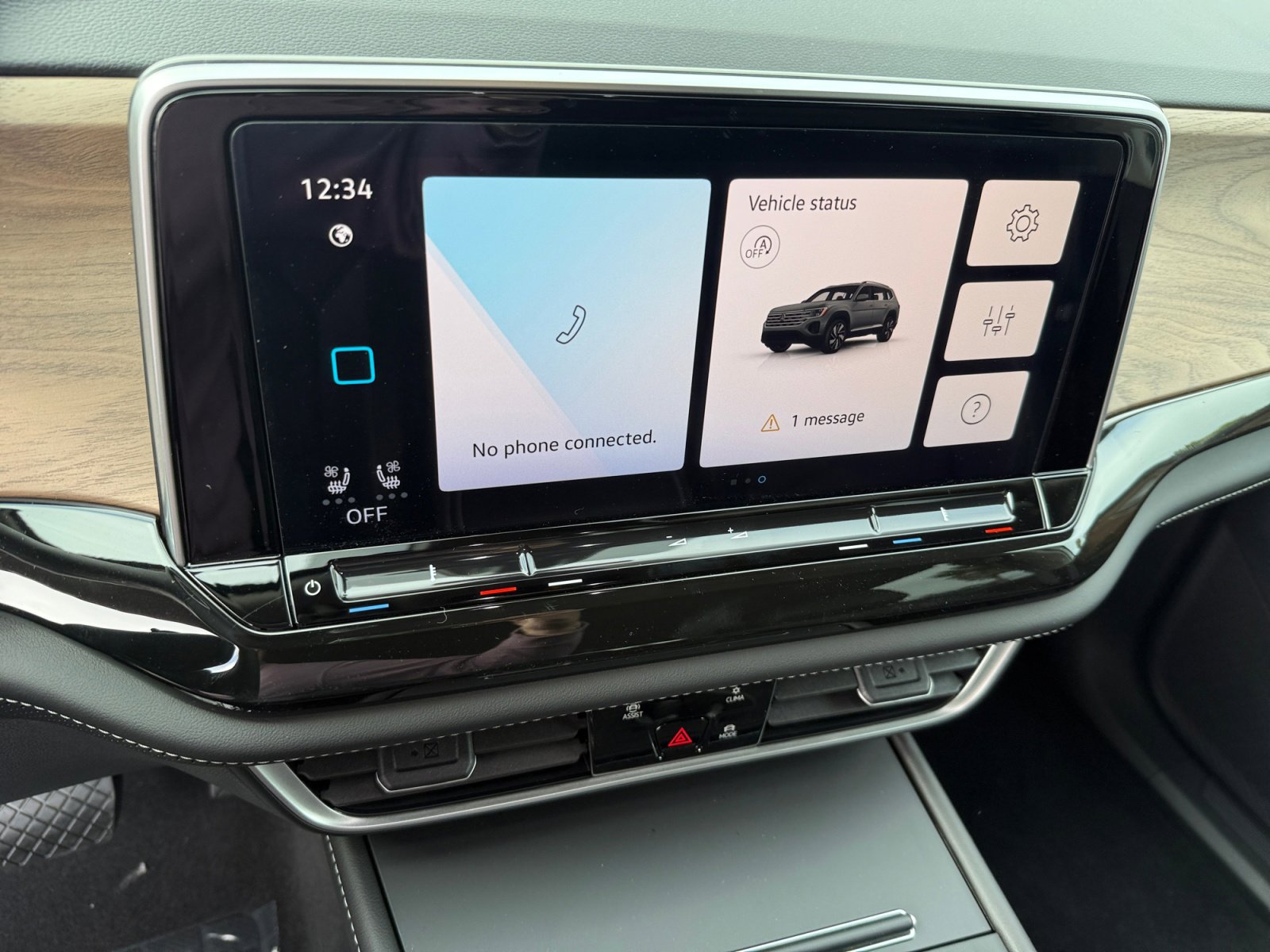 New 2026 Volkswagen Atlas SE image 12