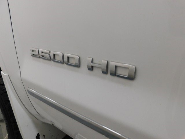 Used 2016 GMC Sierra 2500 SLT w/ Driver Alert Package image 9