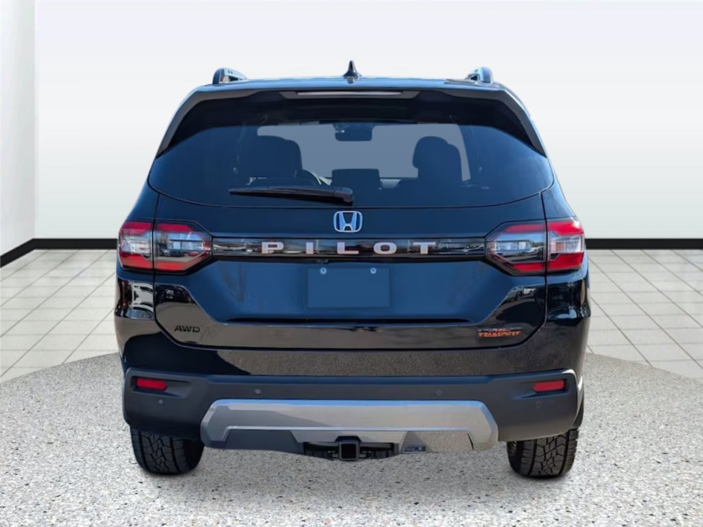 New 2026 Honda Pilot TrailSport image 4