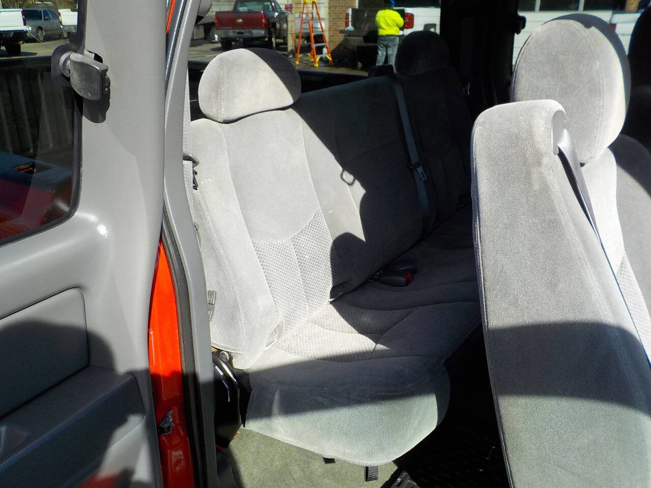 Used 2006 Chevrolet Silverado 1500 LT w/ Light Duty Power Package image 29