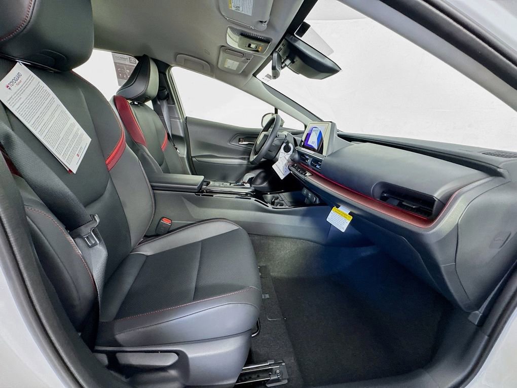 New 2026 Toyota Prius Plug-In Hybrid image 27