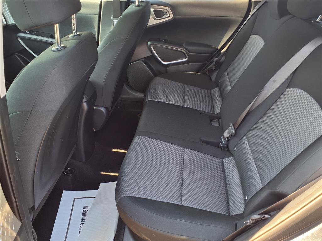Used 2024 Kia Soul LX w/ Option Group 015 image 7
