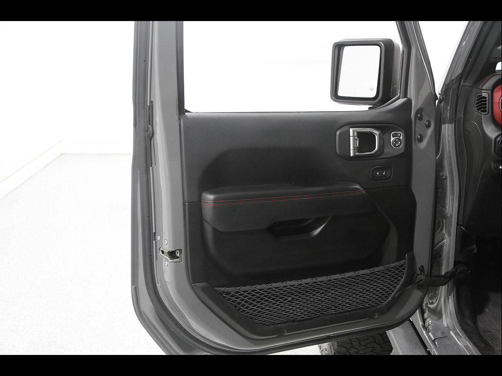 Used 2023 Jeep Wrangler Unlimited Rubicon 4xe AWD/4WD image 4