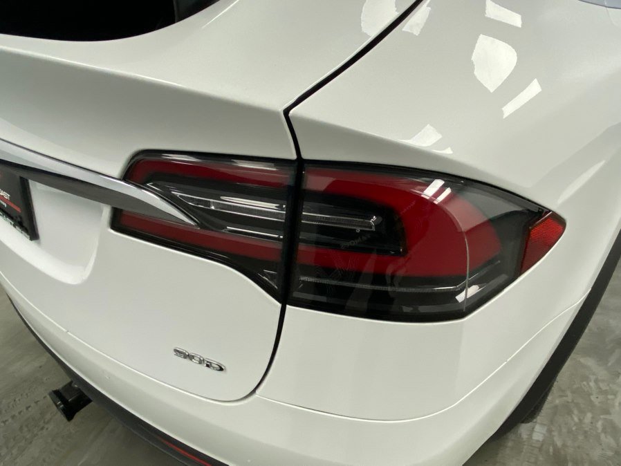 Used 2017 Tesla Model X 90D image 16